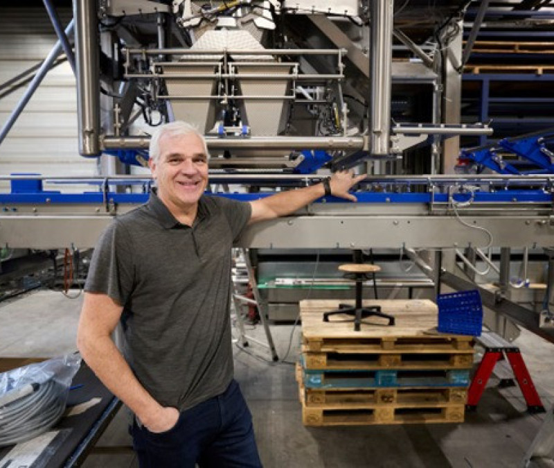 Van Mars-snoep tot Zwitserse chocolade: bij dit bedrijf in Nijnsel voelt elke machine als ‘gewoon hobbyen’